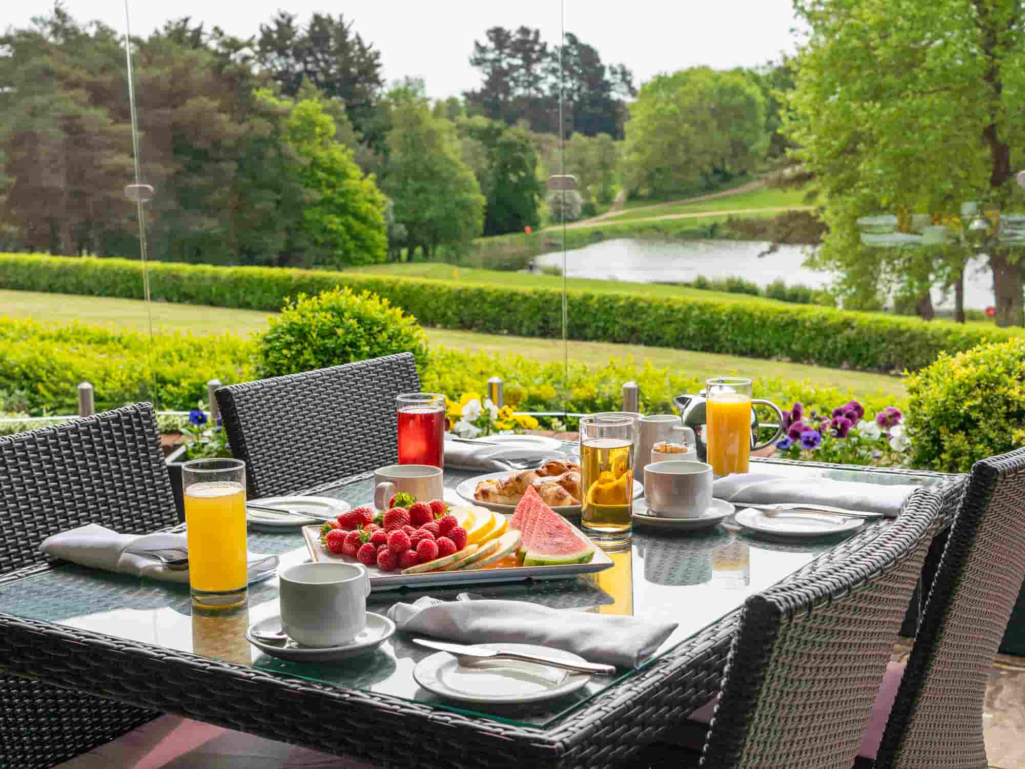 dining at Stoke by Nayland